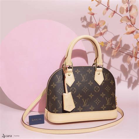 borsa louis vuitton alma bb codice|alma bb monogram handbags.